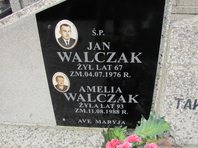 Adam Walczak Biała Rawska - Grobonet - Wyszukiwarka osób pochowanych