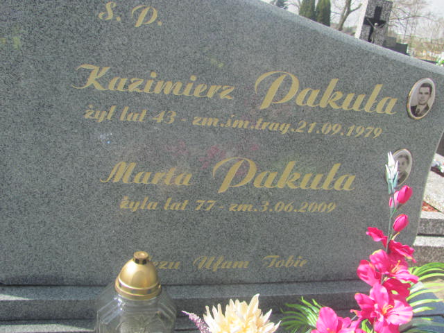 Grób Kazimierz Pakuła