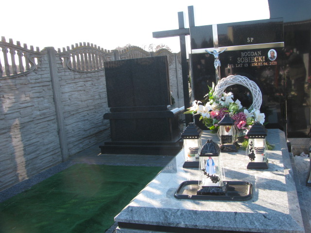 Grób Bogdan Sobiecki